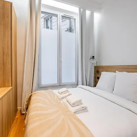 2br-2bathrooms-6pers-montparnasse-paris 15-ac *
